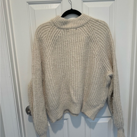 Universal Thread Ivory Sand Cable Crew Neck Sweater Size XL - Picture 3 of 11